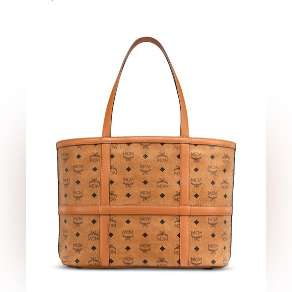 MCM Delmy Visetos Shopper MD Tote.Color: Cognac/Gold. - Picture 4 of 17